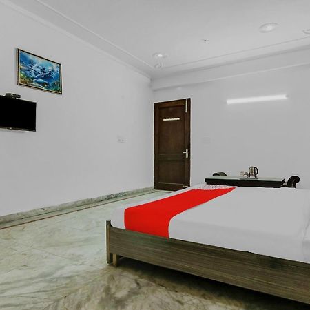 Hotel O Orlov Noida Exterior photo