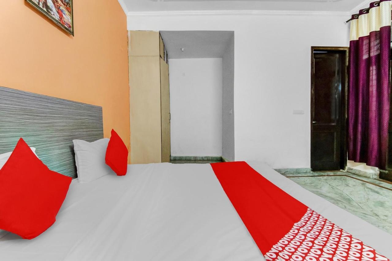 Hotel O Orlov Noida Exterior photo